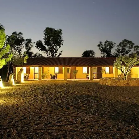 Residenziale Menhirs מלון San Vero Milis